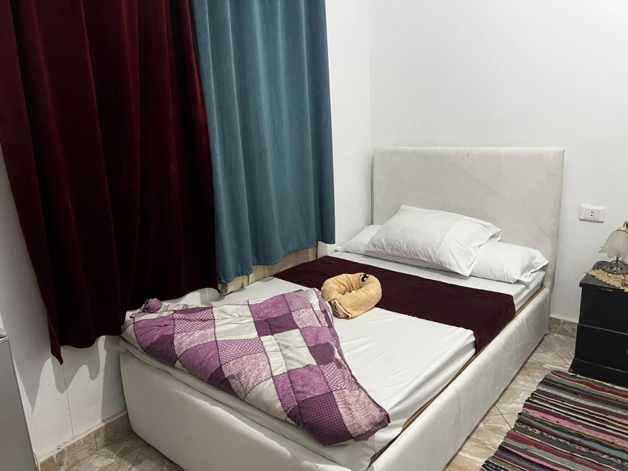 Jana Pyramids View In 3 Bed & Breakfast Kafrat al Jabal ภายนอก รูปภาพ
