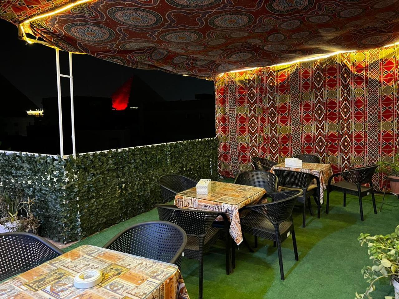 Jana Pyramids View In 3 Bed & Breakfast Kafrat al Jabal ภายนอก รูปภาพ