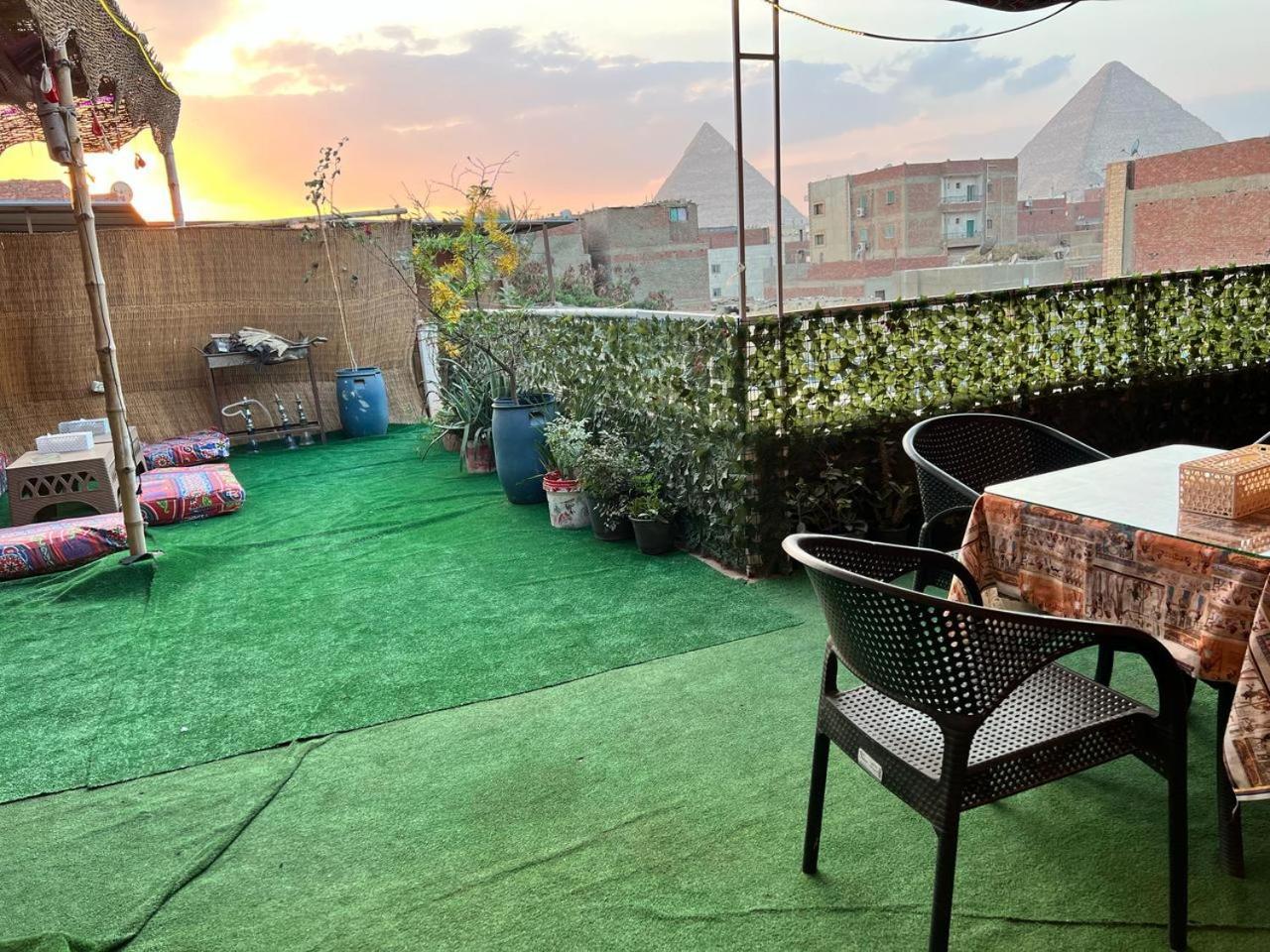 Jana Pyramids View In 3 Bed & Breakfast Kafrat al Jabal ภายนอก รูปภาพ